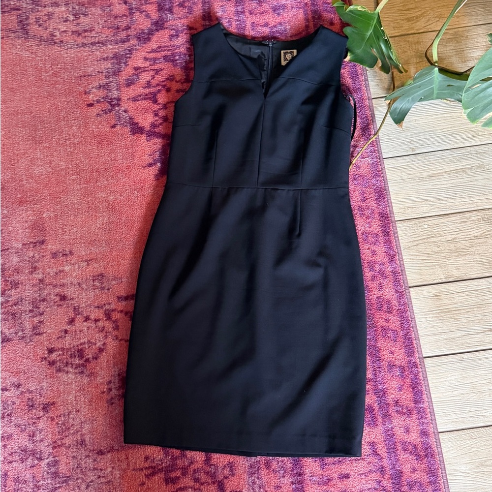 Anne Klein Sleeveless Navy Blue Dress – Size 10 – Classic Closet Staple